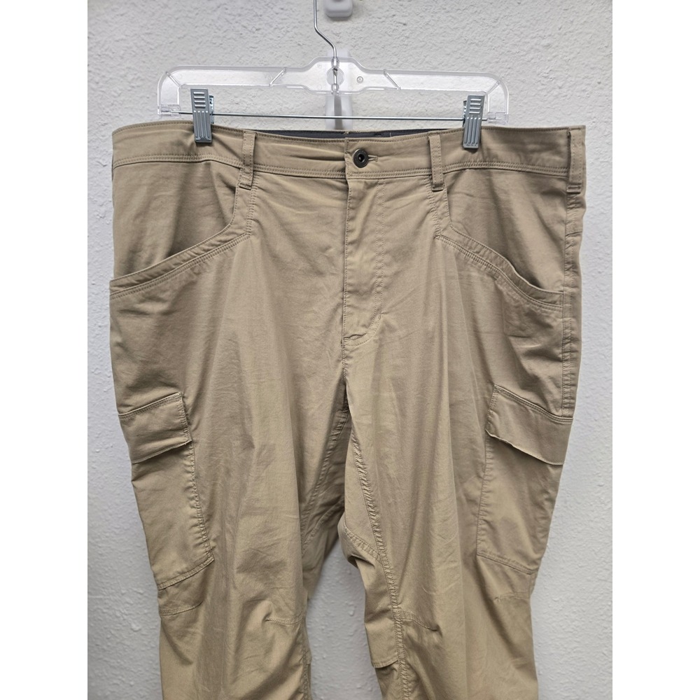 Eddie Bauer First Ascent Mens 38x30 Khaki Cargo Hiking Pants Water Repellent
